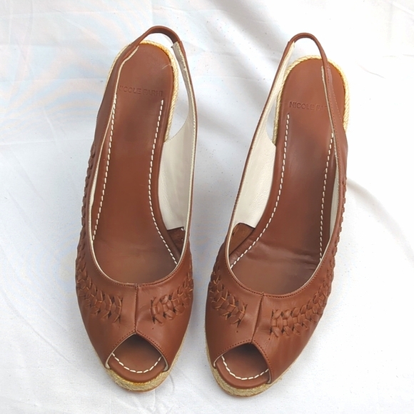 FINAL SALE 🆕🌿NICOLE FARHI ESPADRILLES🌿 - Picture 5 of 12